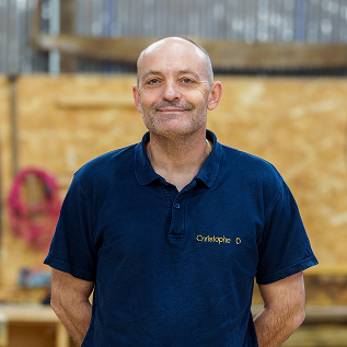 portrait de Christophe D. Chef atelier charpente